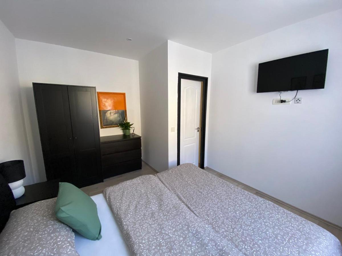 Apartamento Apartman Cukar Pula Exterior foto